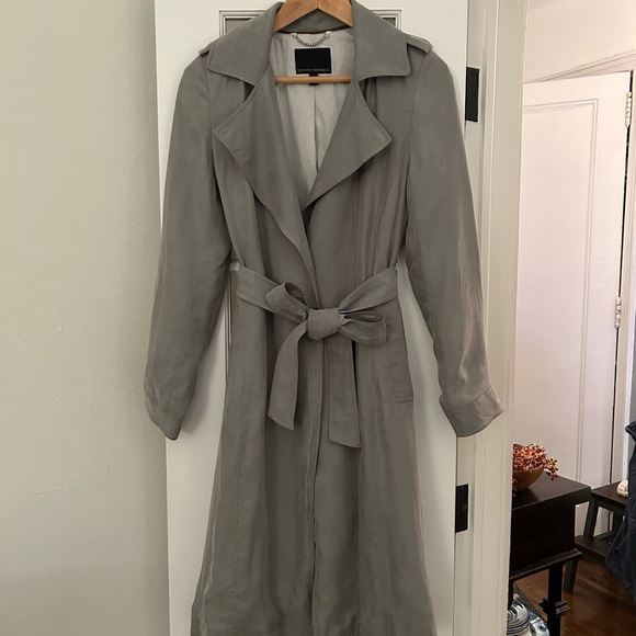 Banana Republic Lightweight Trench in sage green, XS, great condition. - Picture 3 of 16